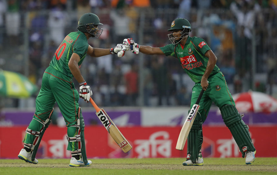 ২৩৯ রানের টার্গেট দিল বাংলাদেশ