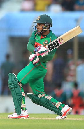 সিরিজ নির্ধারণী ওডিআইতে ইংল্যান্ডকে ২৭৮ রানের টার্গেট দিয়েছে বাংলাদেশ