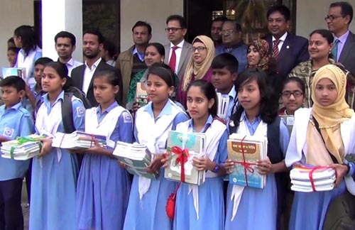 বই উৎসব উদযাপিত
