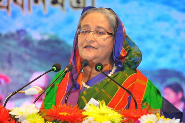 মাসব্যাপী বাণিজ্যমেলার উদ্বোধন করলেন প্রধানমন্ত্রী