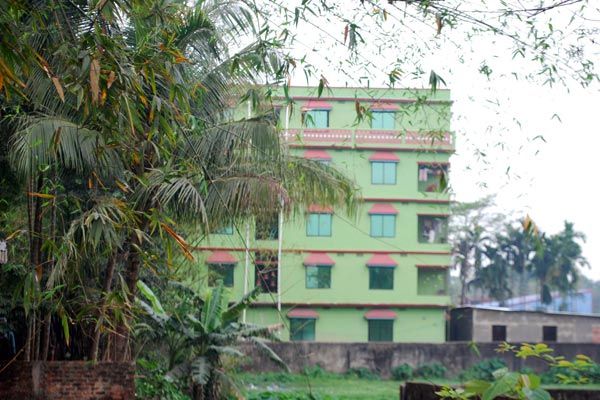 সিলেটের জঙ্গি আস্তানায় সেনাবাহিনীর কমান্ডো অভিযান