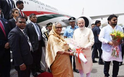 দিল্লিতে শেখ হাসিনাকে স্বাগত জানালেন মোদী