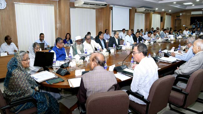 হাওরে ত্রাণ তৎপরতা জোরদার করুন: প্রধানমন্ত্রী