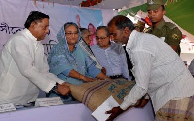 বাঁধ নির্মাণ ও ত্রাণে দুর্নীতি পেলে ব্যবস্থা : প্রধানমন্ত্রী