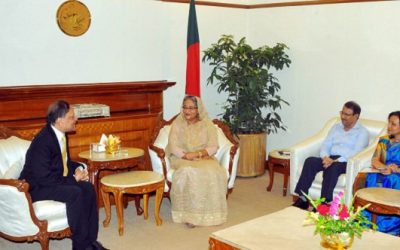 প্রধানমন্ত্রী শেখ হাসিনার সাথে সৌজন্য সাক্ষাৎ করেছেন পাকিস্তানের নবনিযুক্ত হাই-কমিশনার।