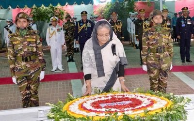 জাতির পিতার সমাধিতে প্রধানমন্ত্রীর শ্রদ্ধা নিবেদন