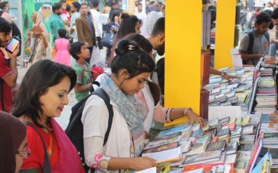 ভালো বিক্রির জন্য ছুটির দিনের অপেক্ষায় প্রকাশকরা
