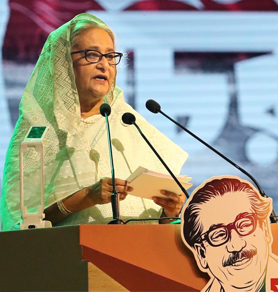 দেশের এখন সামনে এগিয়ে যাবার সময়: প্রধানমন্ত্রী