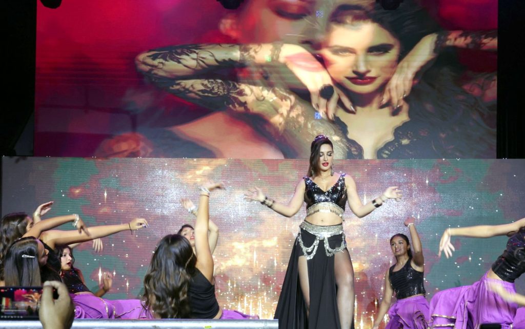 নিউইয়র্কে ঢালিউড অ্যাওয়ার্ডে তারার মেলা