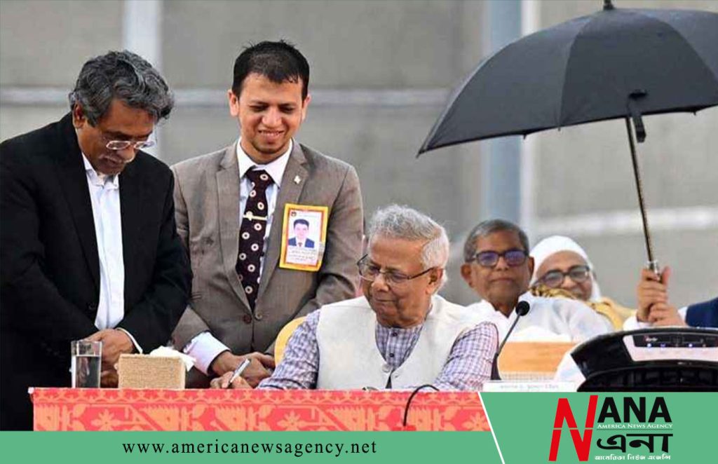 জুলাই জাতীয় সনদে স্বাক্ষর করলেন প্রধান উপদেষ্টা ও রাজনীতিবিদেরা