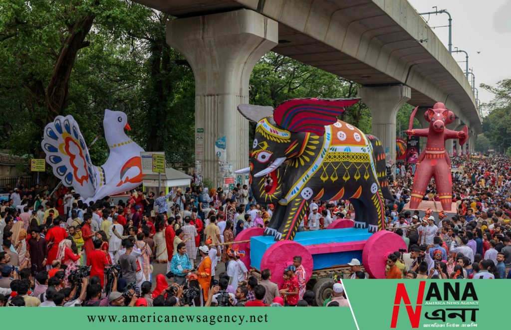 বৈশাখী শোভাযাত্রায় গণতন্ত্র পুনরুত্থানের বার্তা